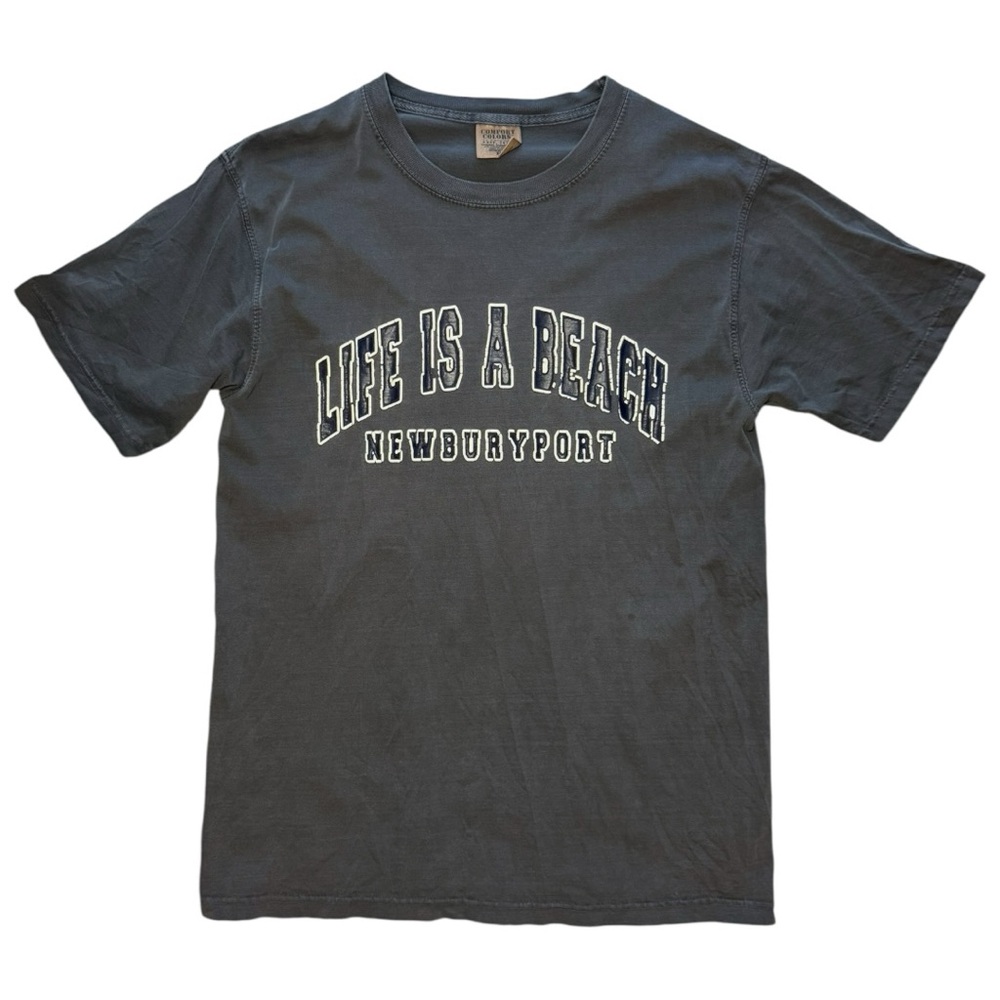 Comfort Colors Newbury Port Beach Graphic T-Shirt Charcoal Gray Short Sleeve